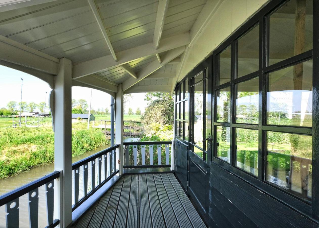 Idyllisch En Knus Huisje Met Prachtige Veranda. Oterleek Экстерьер фото